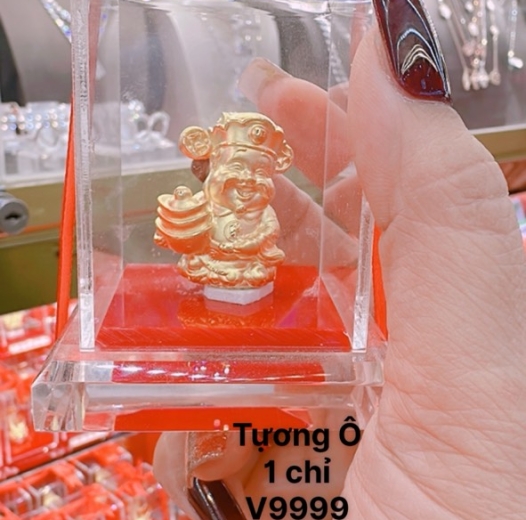 Tượng 17